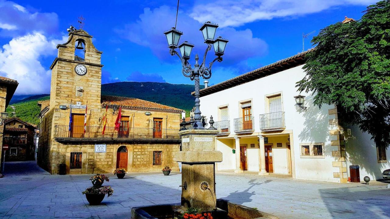 Casa Del Castillo By Naturadrada La Adrada Buitenkant foto